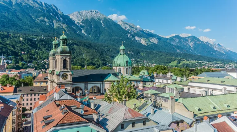 Austrija, Innsbruck- grad u srcu Alpi