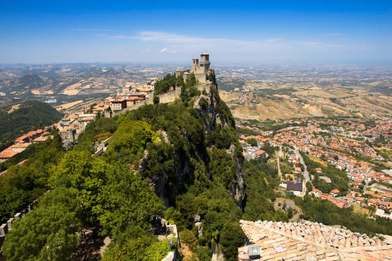 San Marino, Rimini i Ravenna