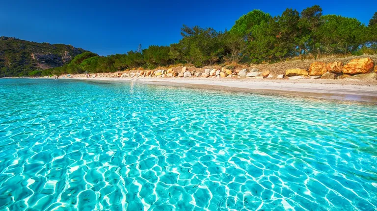 Korzika, plaža Santa Giulia-jedna od najljepših plaža ne samo na Korzici već i na svijetu