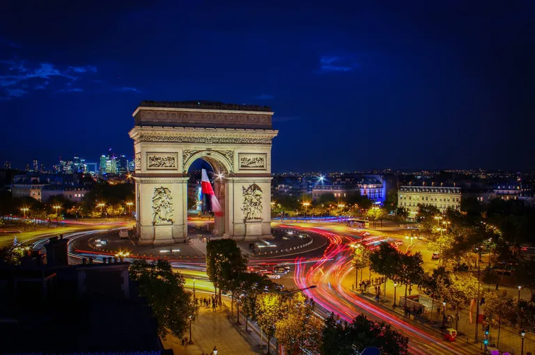 Pariz – Slavoluk pobjede