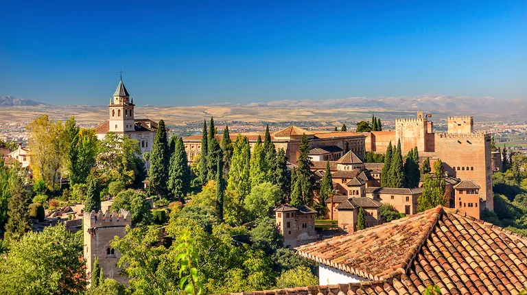 Andaluzija, Granada – čuvena crvena palača Alhambra