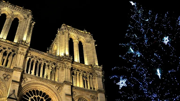 Advent u Parizu, crkva Notre Dame