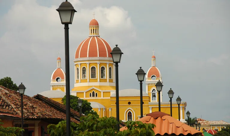 Nikaragva, neogotička Granada katedrala