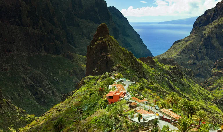 Tenerife, selo Masca – pogled na selo iz ptičje perspektive