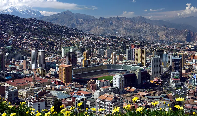 Bolivija, La Paz – glavni grad na visini 3658 m
