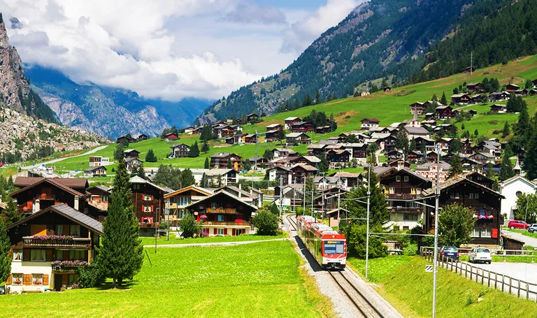 Švicarska, vlakom kroz Alpe