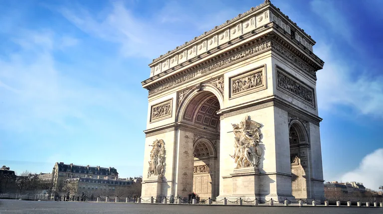 Pariz, Slavoluk pobjede ( Arc de Triomphe )