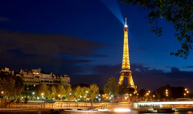 Pariz – Eiffel tower